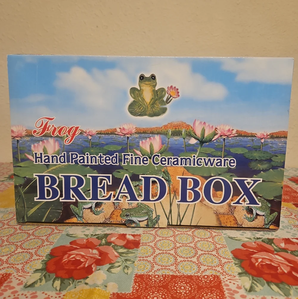 K Frog Hand-Painted Green Ceramic Bread Box